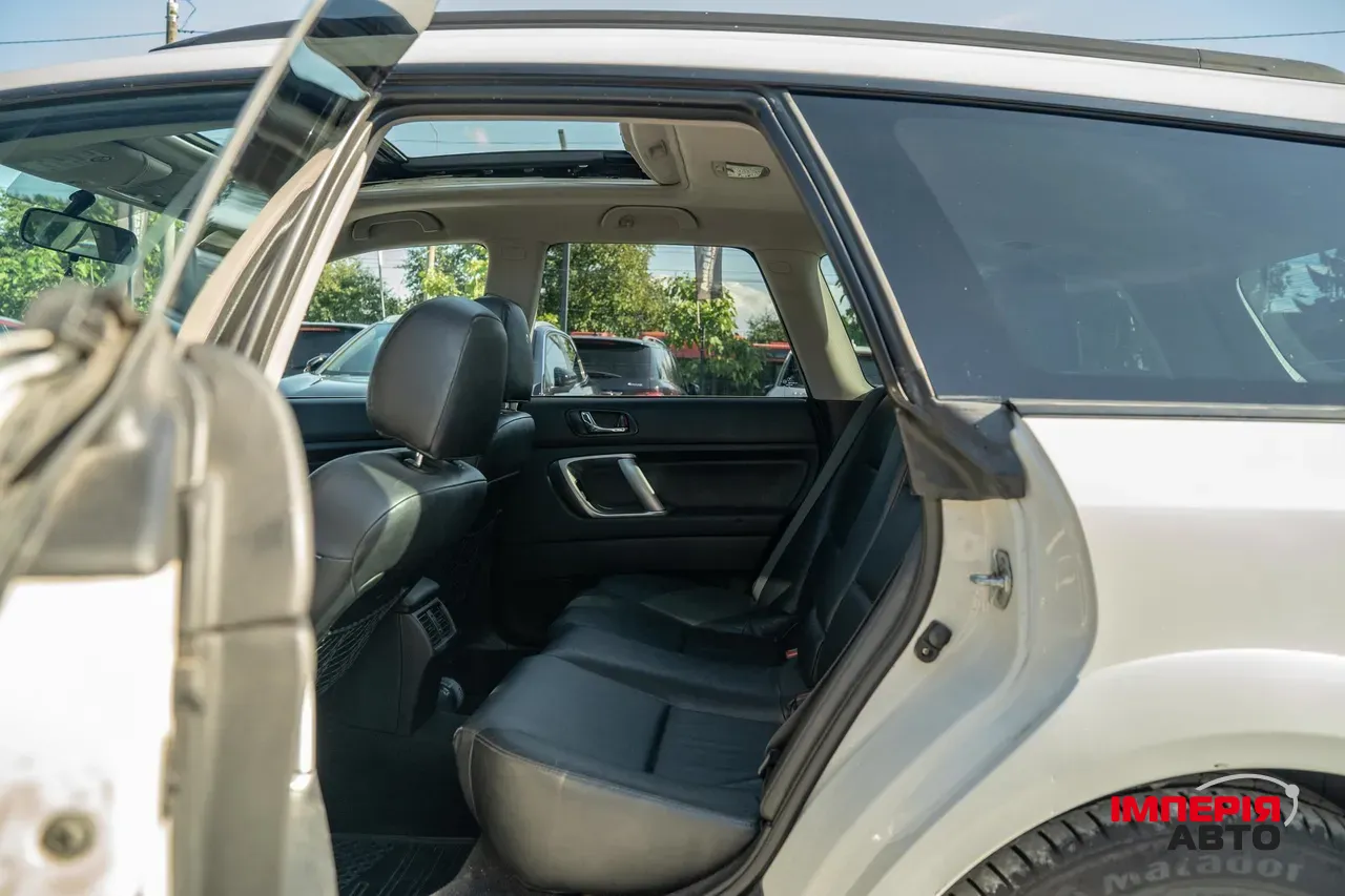 Subaru Outback - фото 25