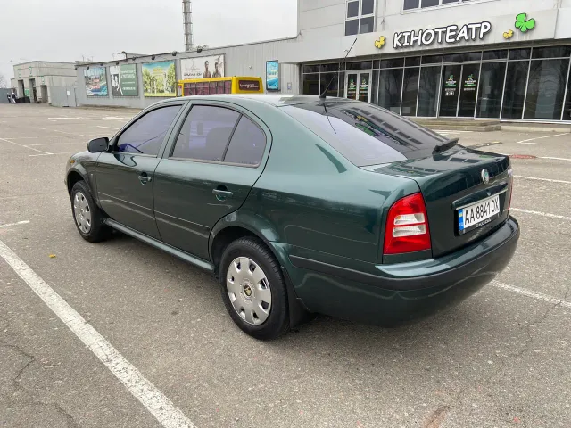 Skoda Octavia - фото 3