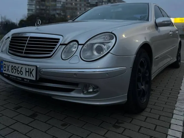 Mercedes-Benz E-Класс - фото 2
