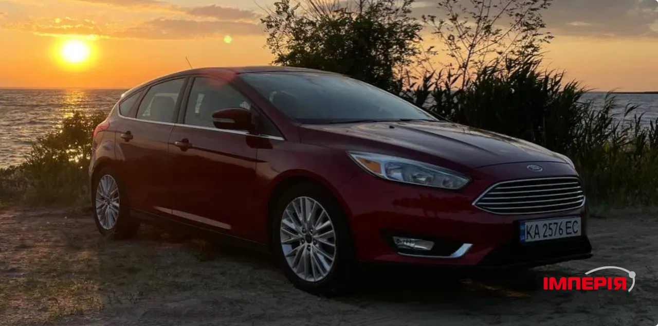 Ford Focus - фото 1