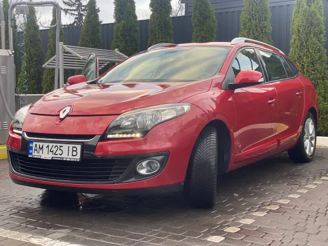 Renault Megane - фото 2
