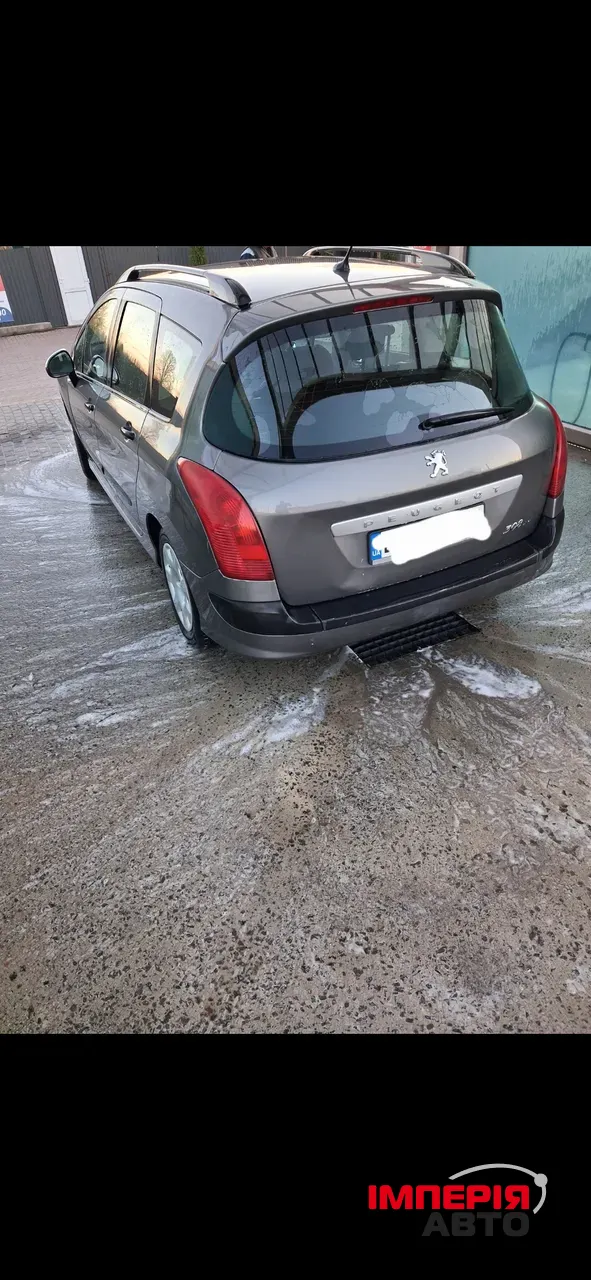 Peugeot 308 - фото 4