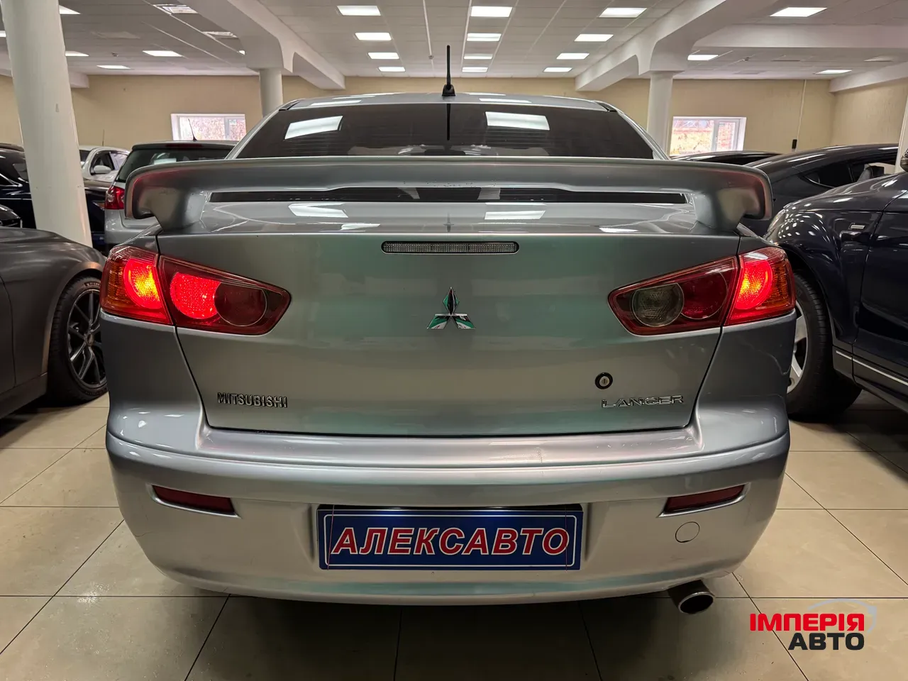 Mitsubishi Lancer - фото 3