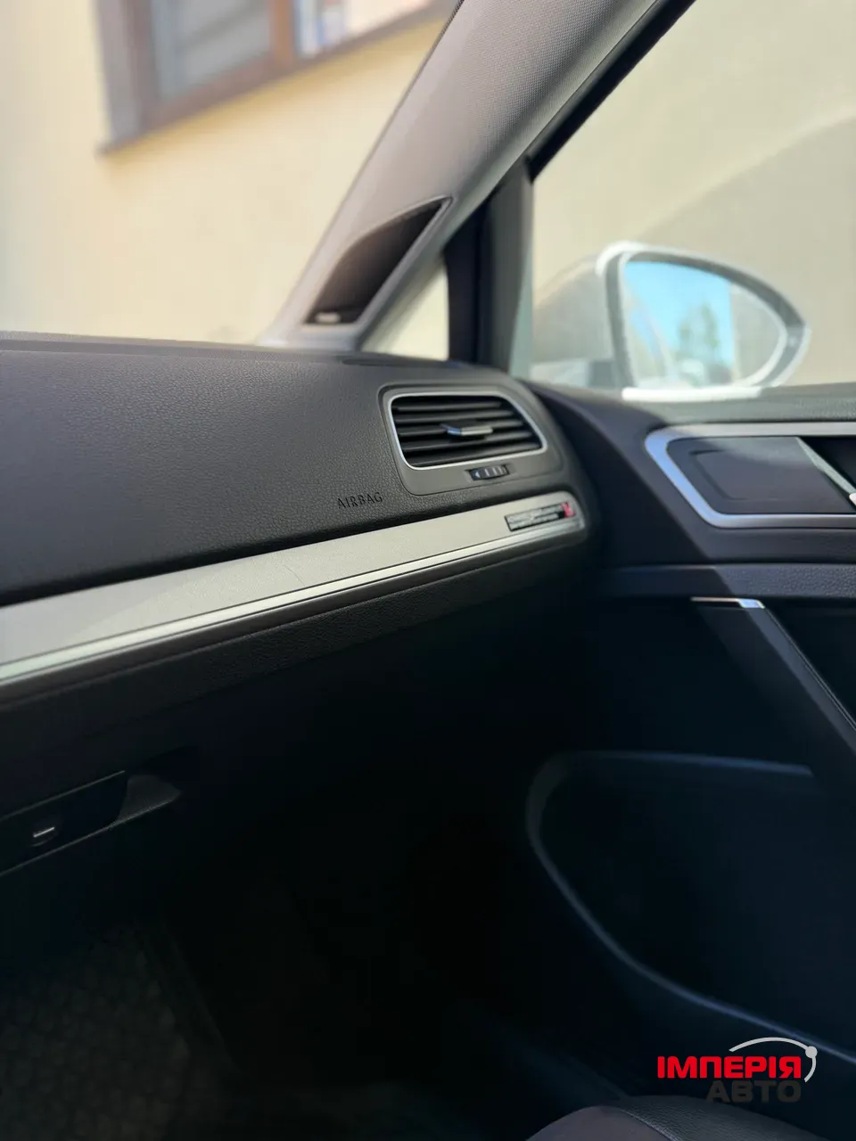 Volkswagen Golf - фото 3