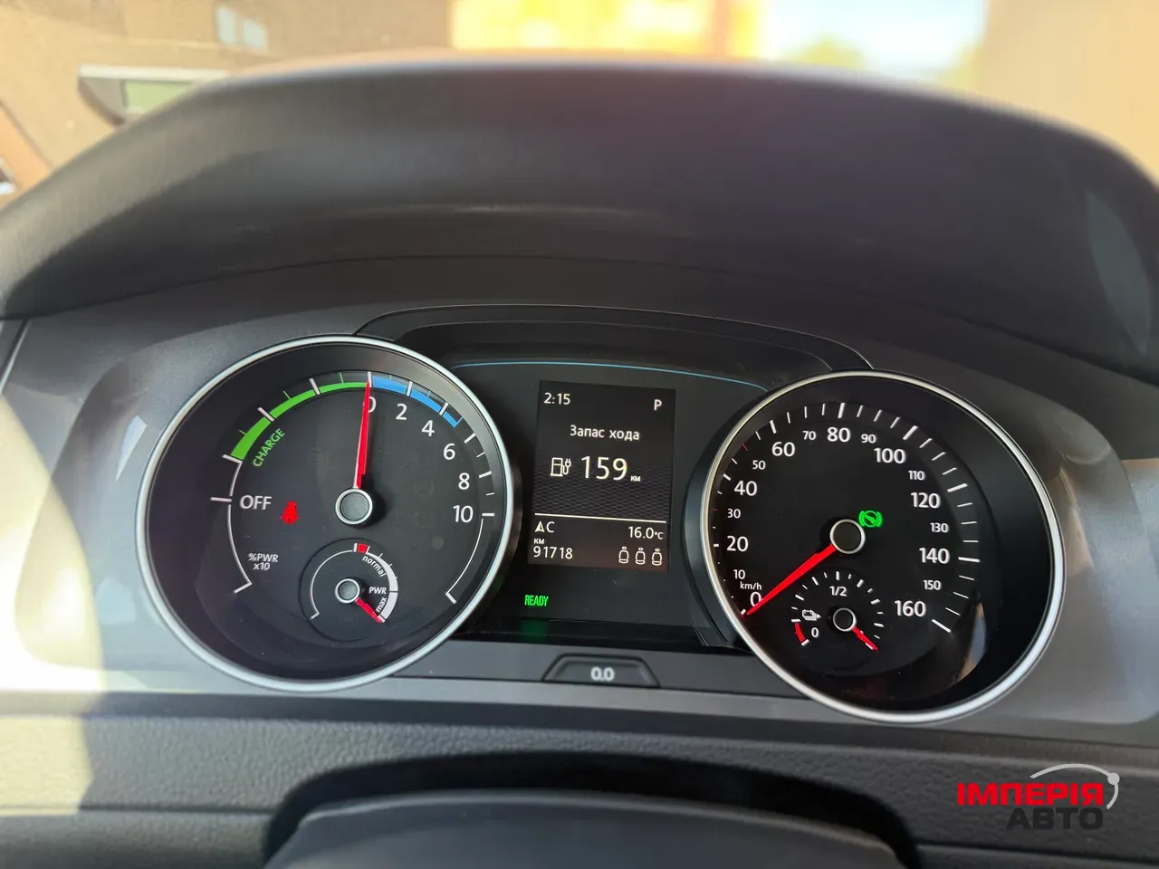 Volkswagen Golf - фото 6