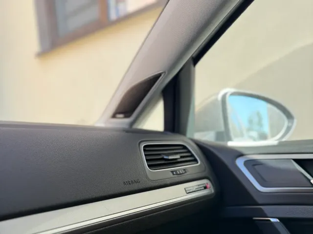 Volkswagen Golf - фото 3