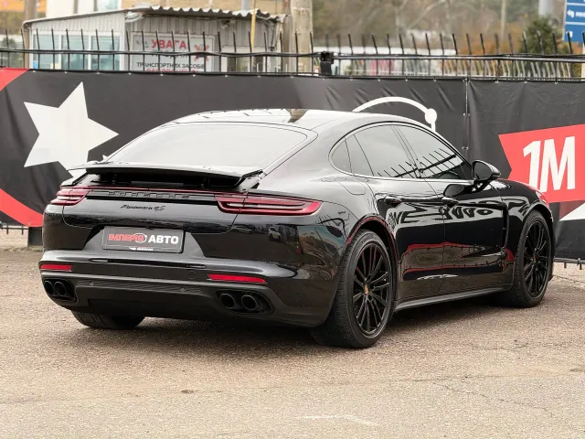 Porsche Panamera - фото 4