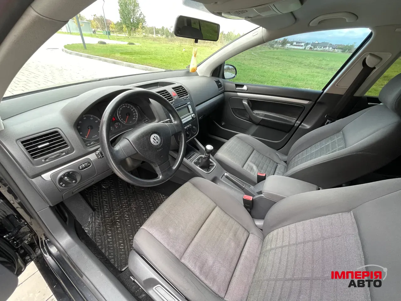 Volkswagen Golf - фото 25