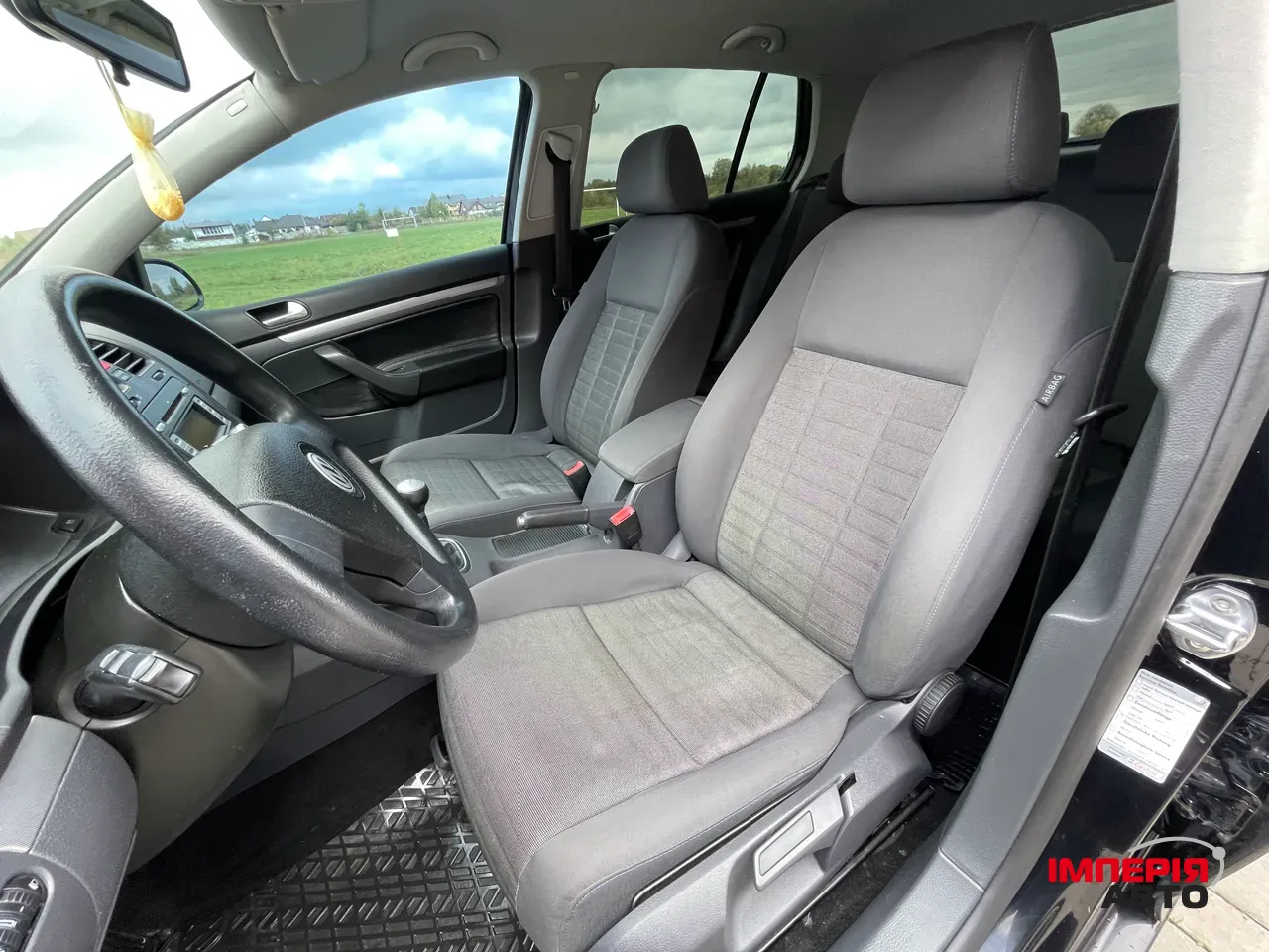 Volkswagen Golf - фото 27