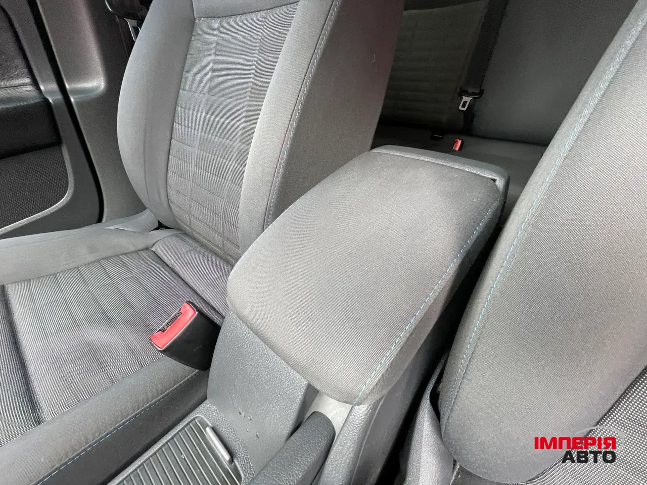 Volkswagen Golf - фото 29