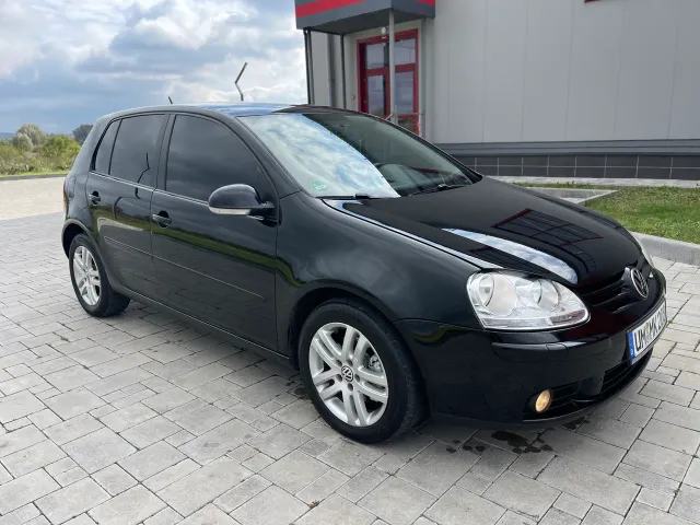 Volkswagen Golf - фото 5