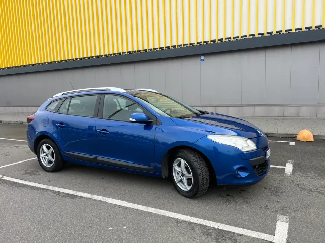 Renault Megane - фото 2