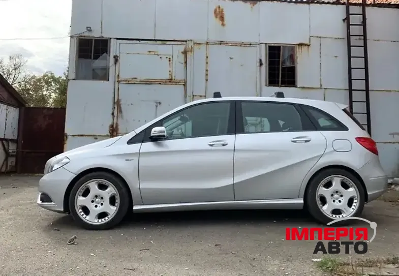 Mercedes-Benz B-Класс - фото 9