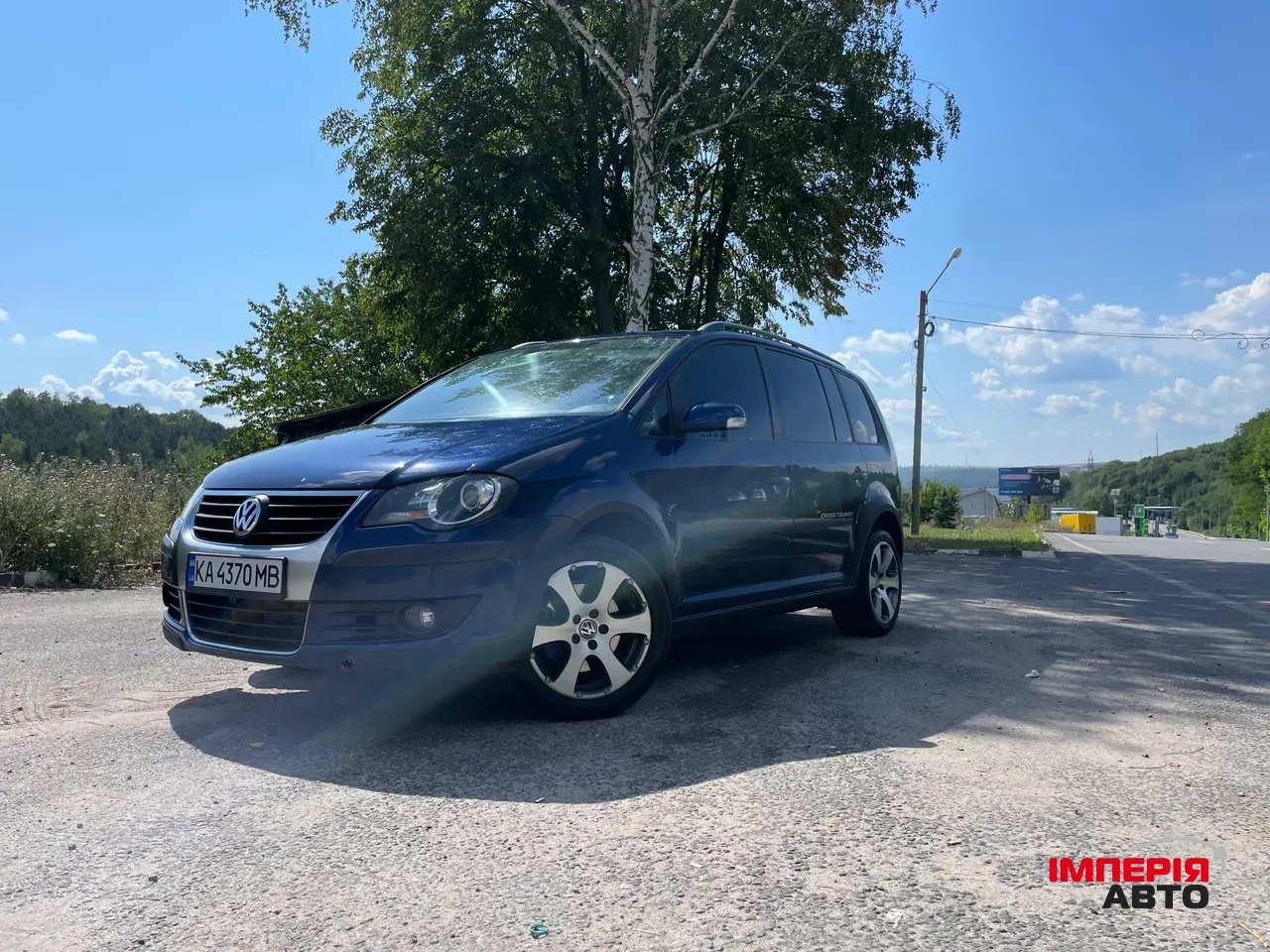 Volkswagen Touran - фото 2