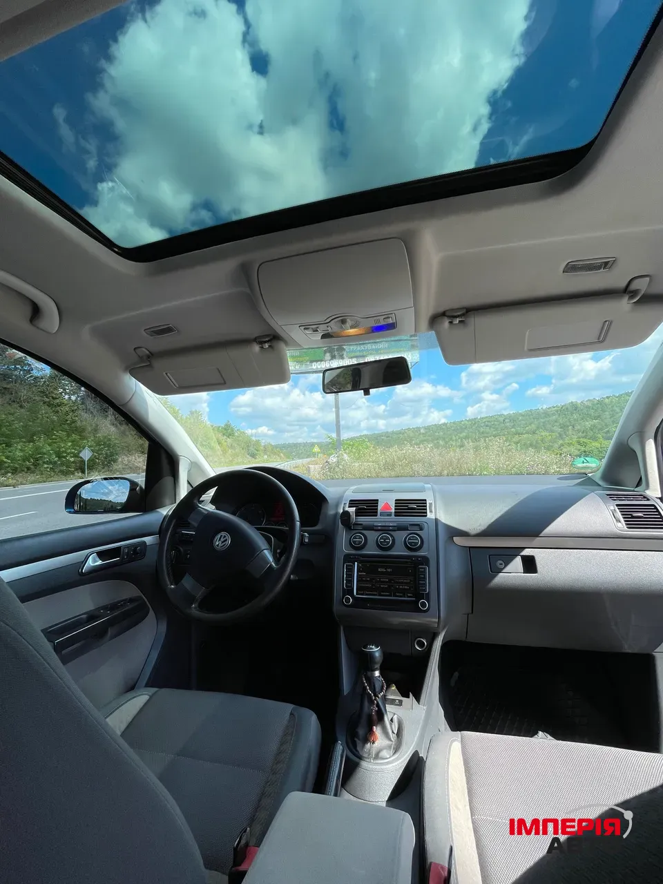 Volkswagen Touran - фото 18