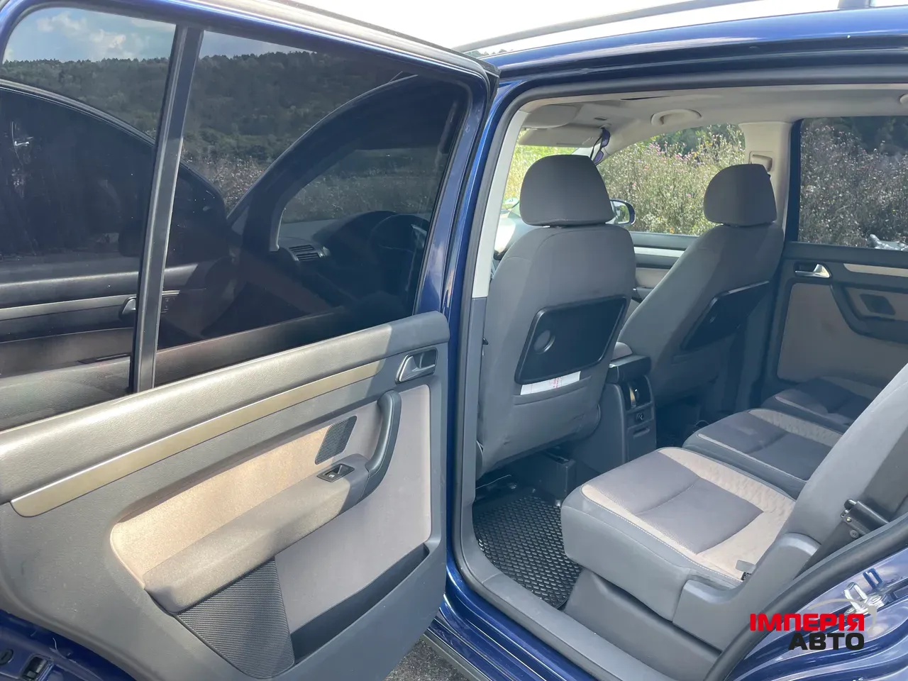 Volkswagen Touran - фото 12