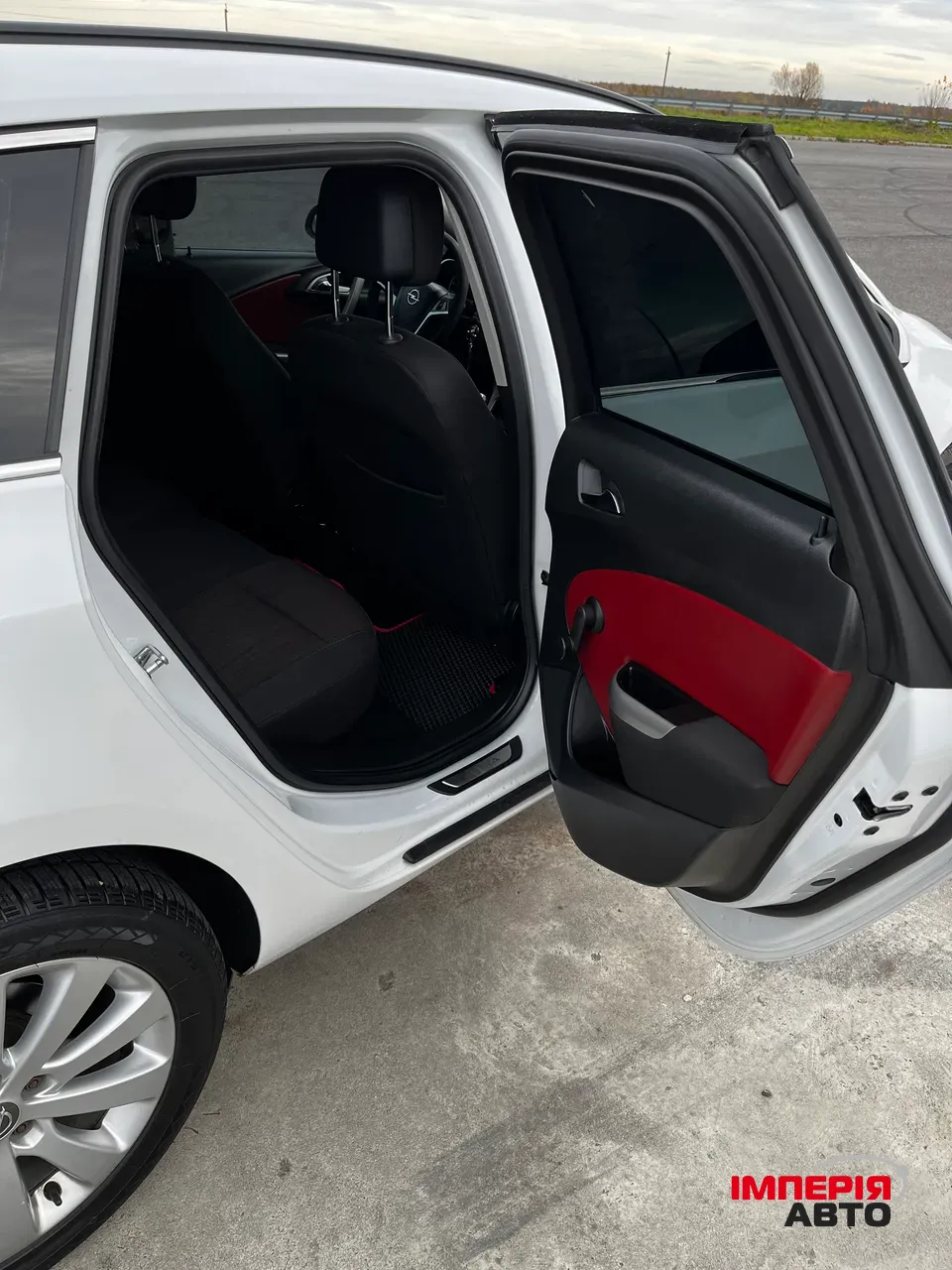 Opel Astra - фото 11