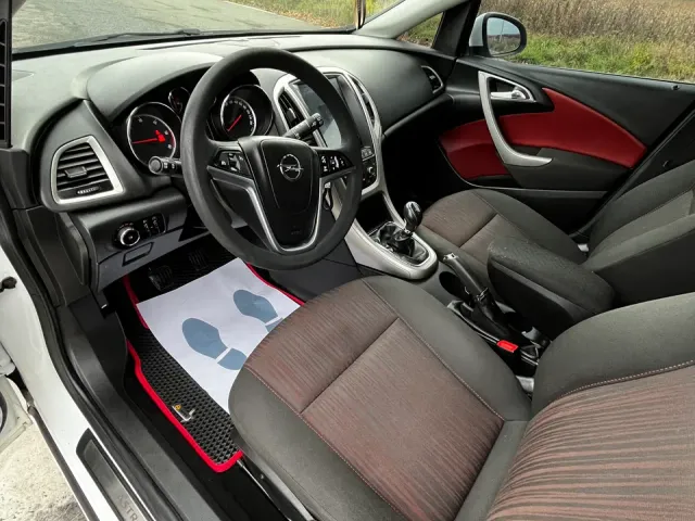 Opel Astra - фото 5