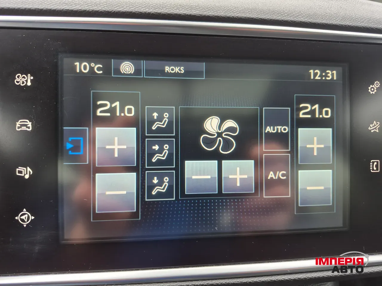 Peugeot 308 - фото 9