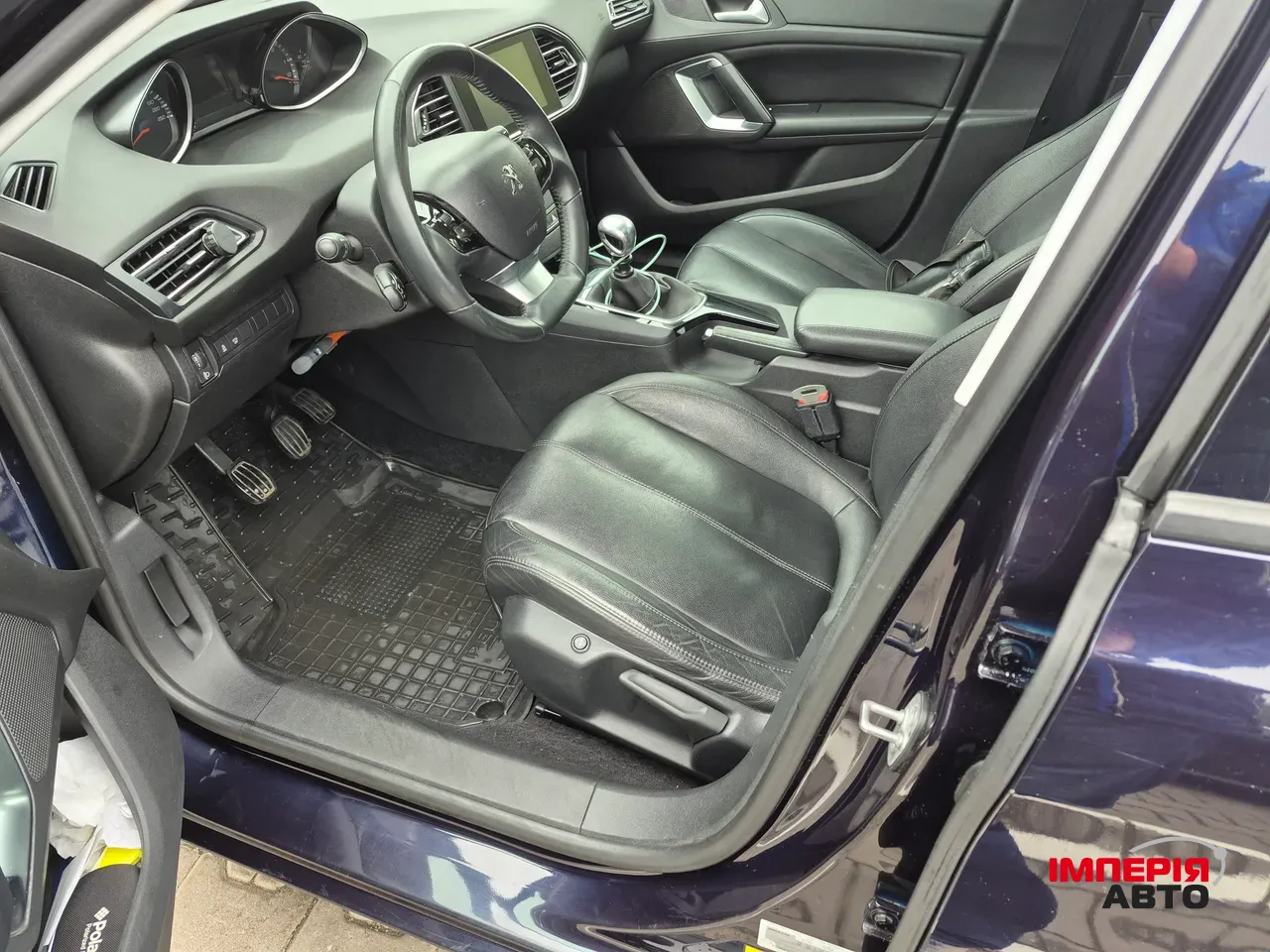 Peugeot 308 - фото 6