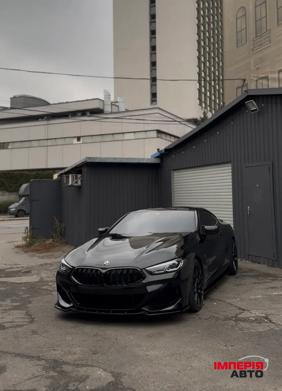 BMW 8 серії - фото 3