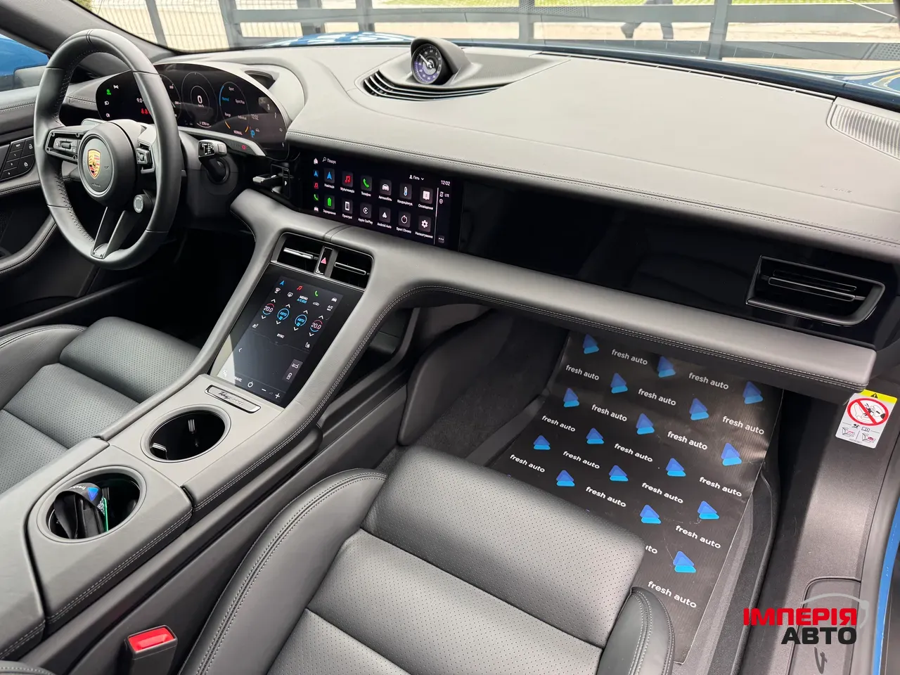 Porsche Taycan - фото 8