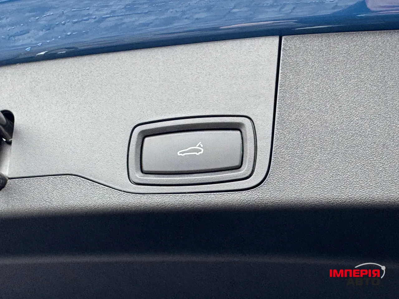 Porsche Taycan - фото 43