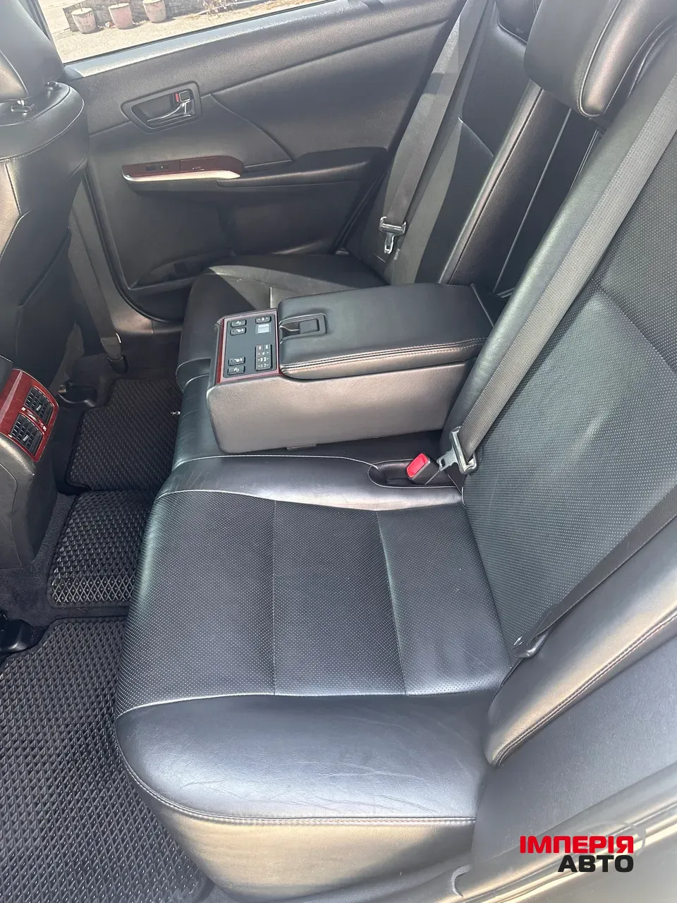 Toyota Camry - фото 10