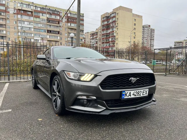 Ford Mustang - фото 2