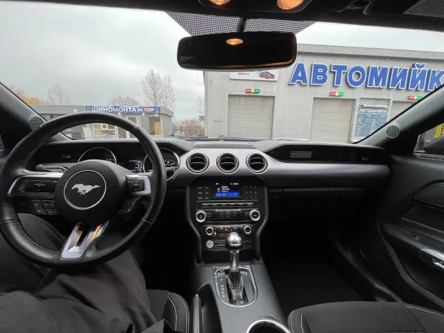 Ford Mustang - фото 5