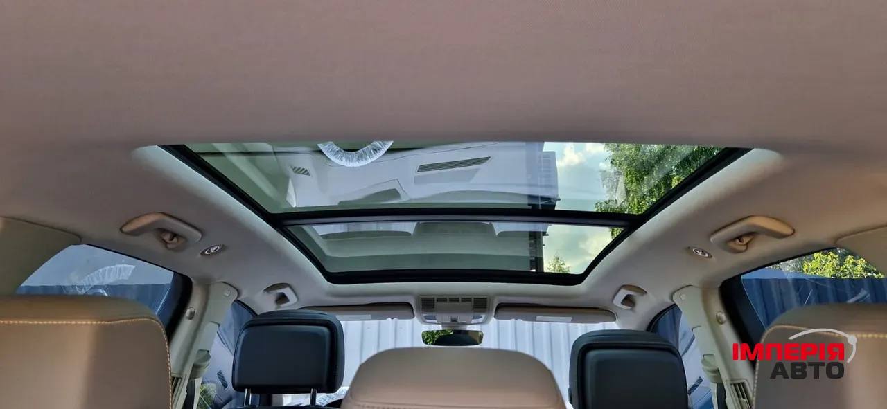 Volkswagen Touareg - фото 18