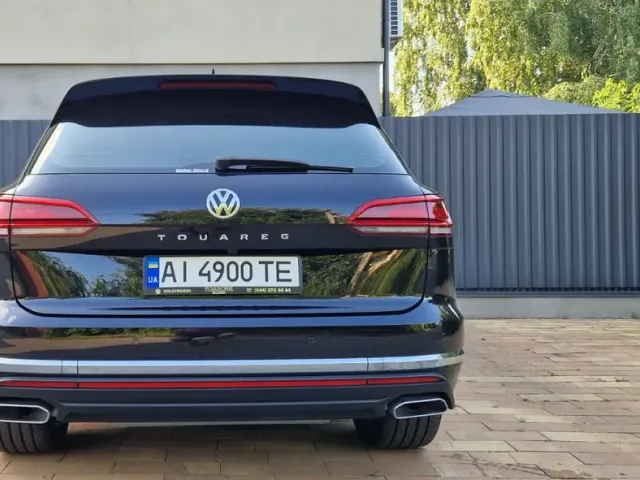 Volkswagen Touareg - фото 3