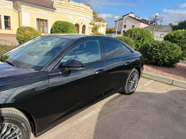 Audi A6 - фото 3