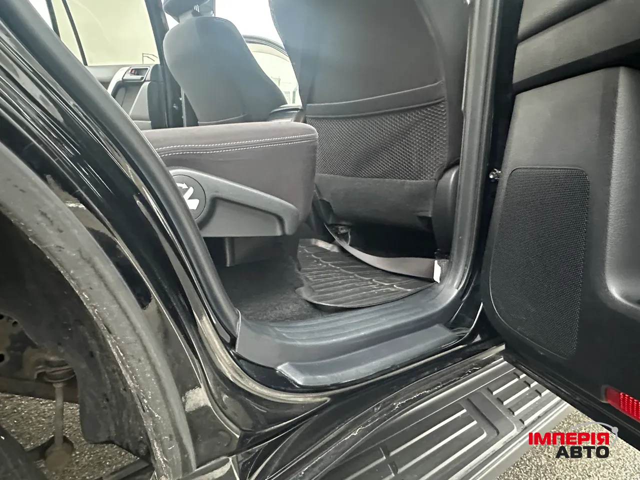 Toyota Land Cruiser Prado - фото 45