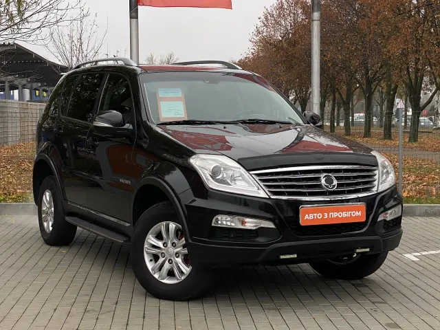 SsangYong Rexton - фото 3