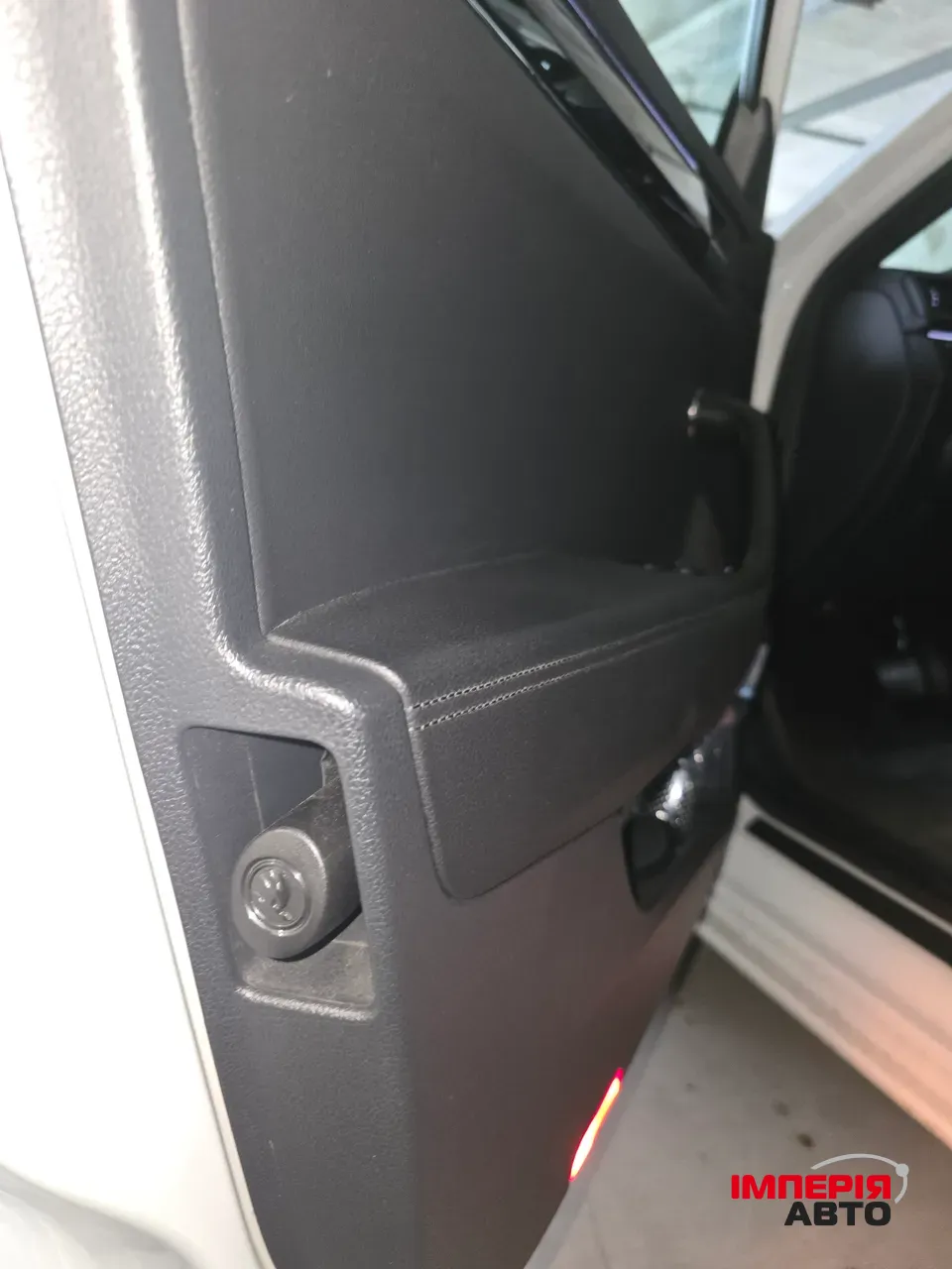 Skoda Superb - фото 13