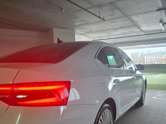 Skoda Superb - фото 5