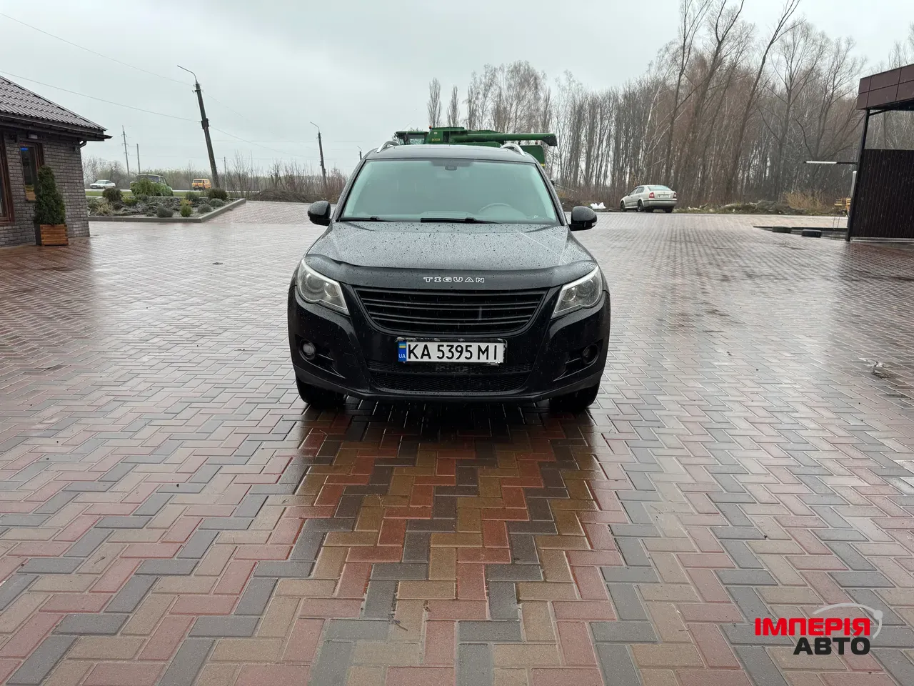 Volkswagen Tiguan - фото 4