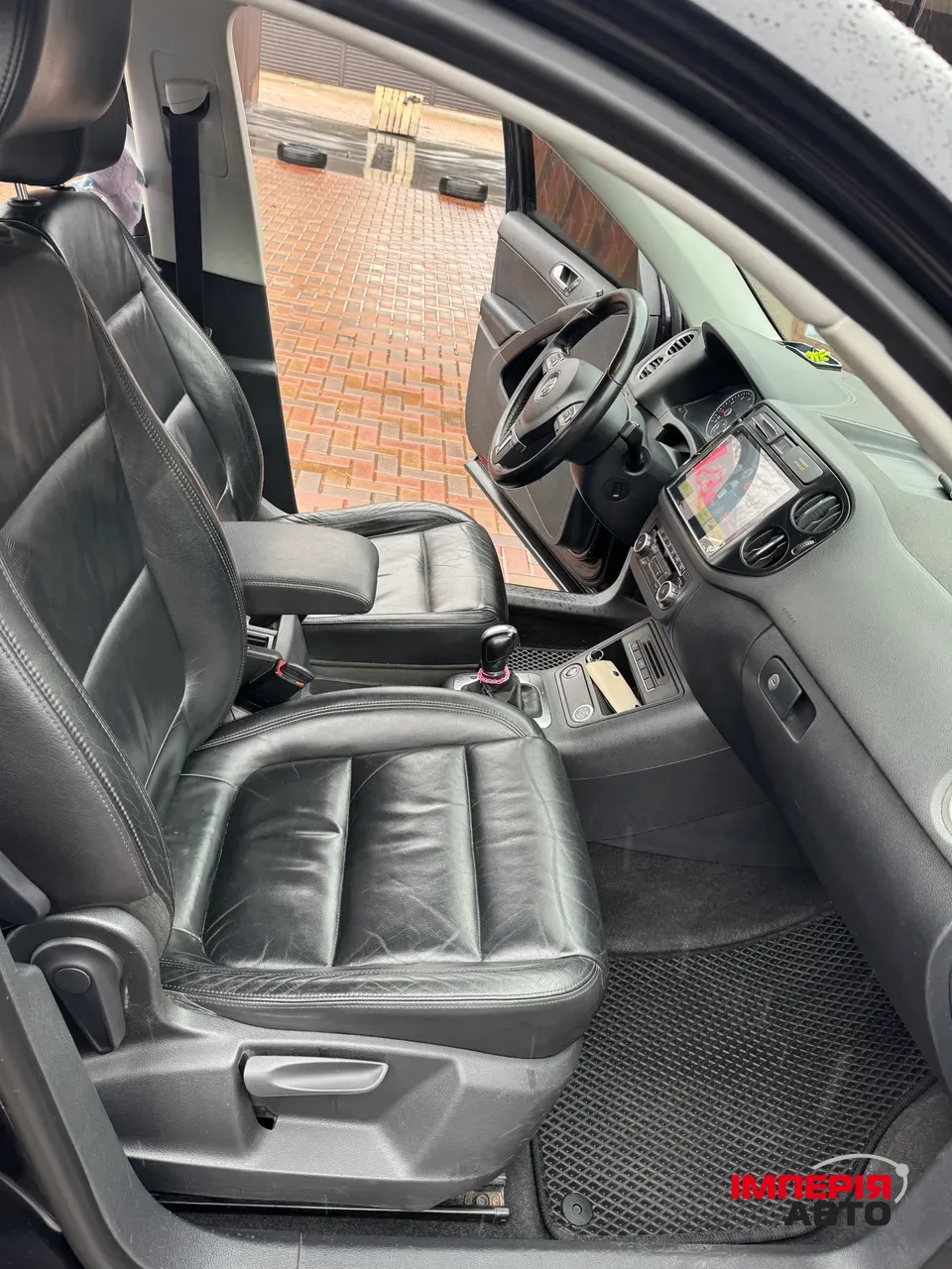 Volkswagen Tiguan - фото 13