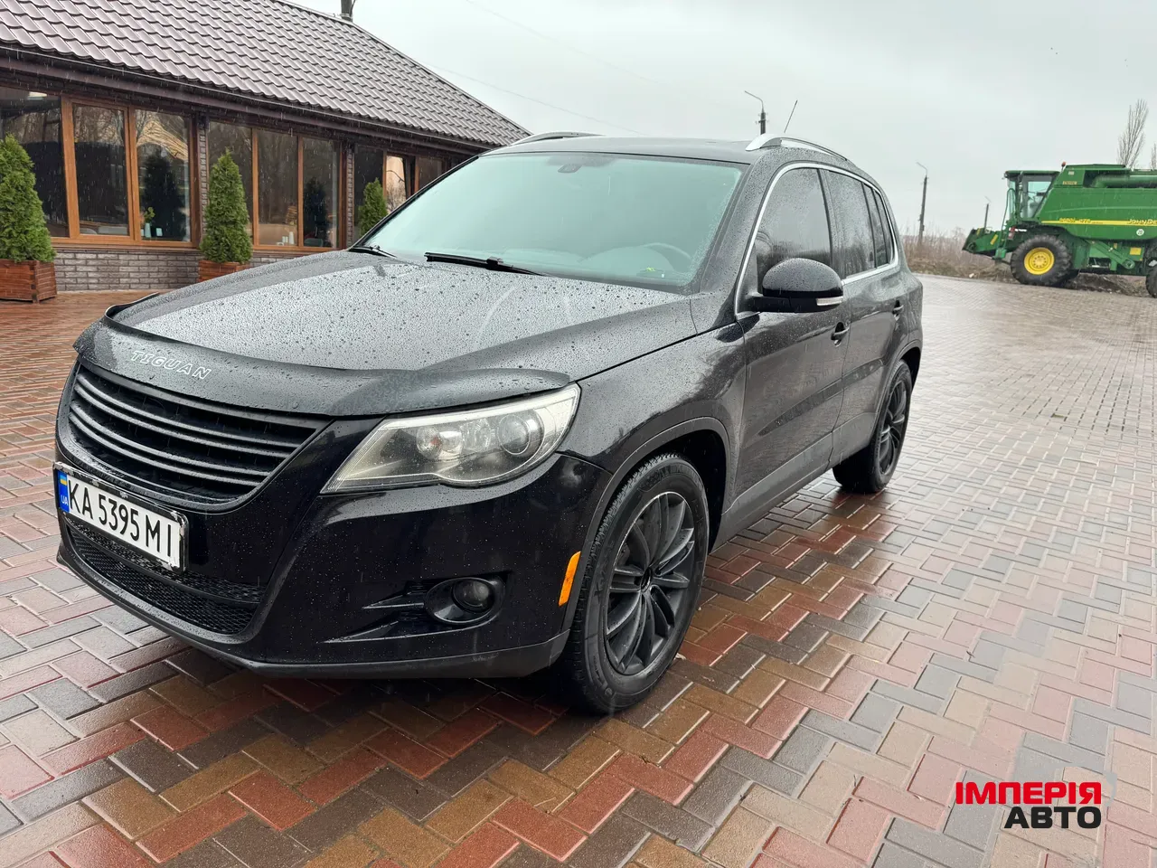 Volkswagen Tiguan - фото 1
