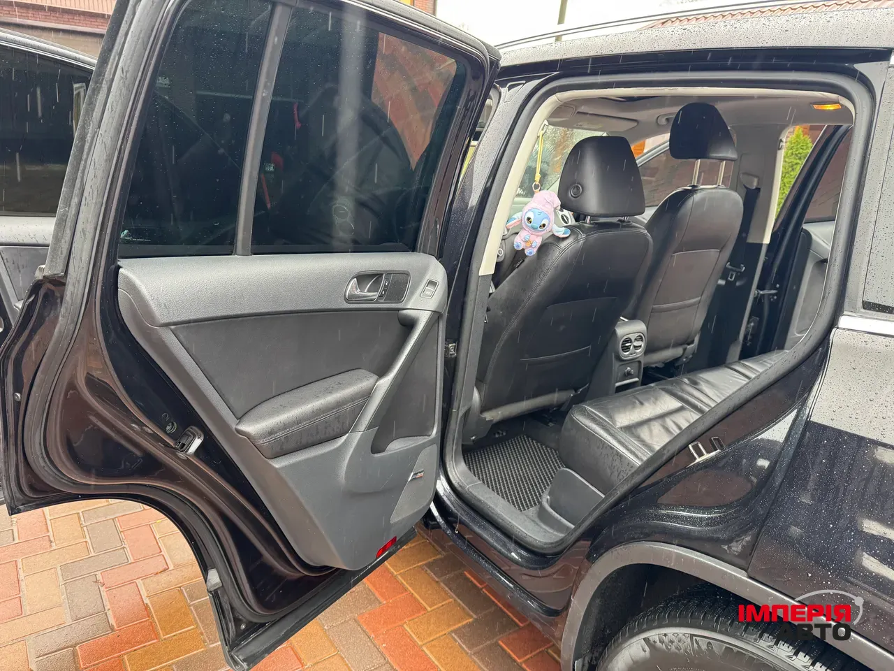 Volkswagen Tiguan - фото 9