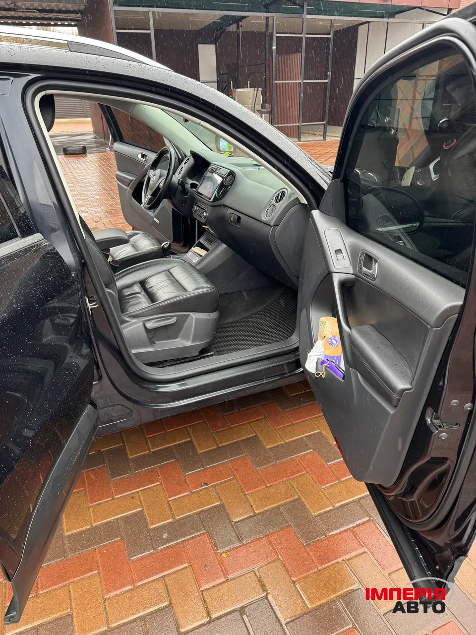 Volkswagen Tiguan - фото 14