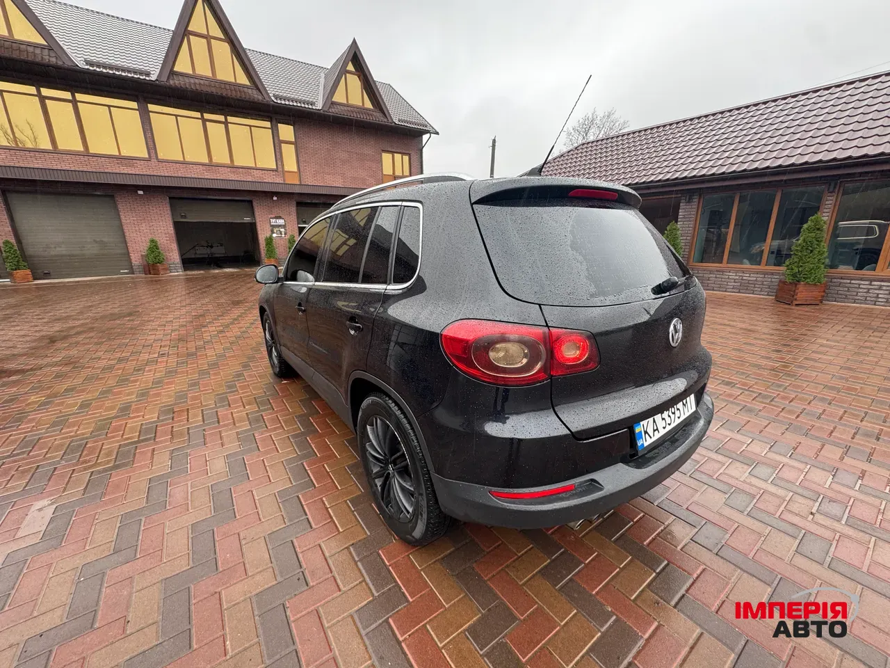 Volkswagen Tiguan - фото 2