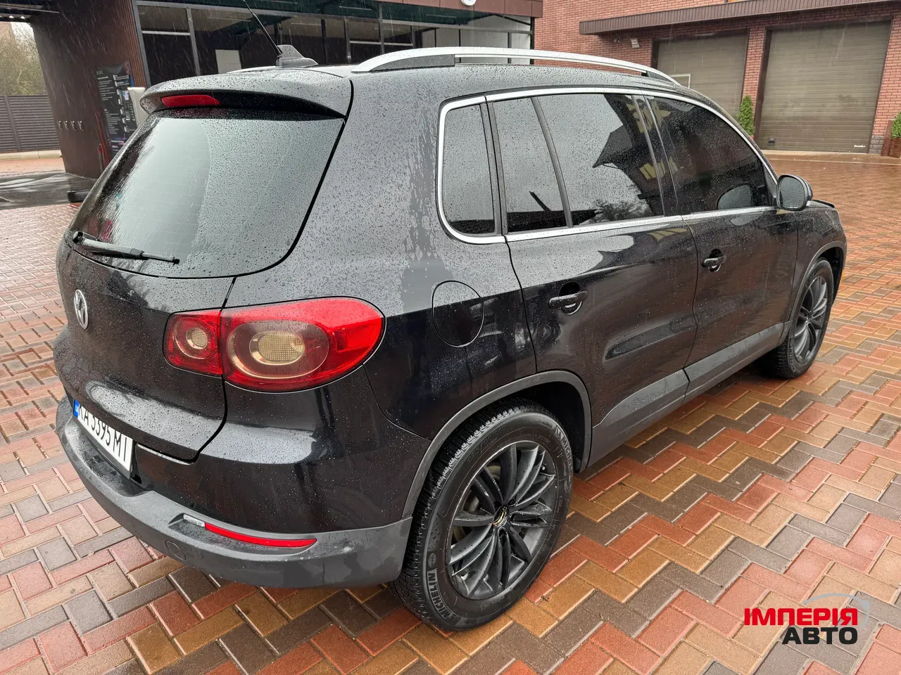 Volkswagen Tiguan - фото 6