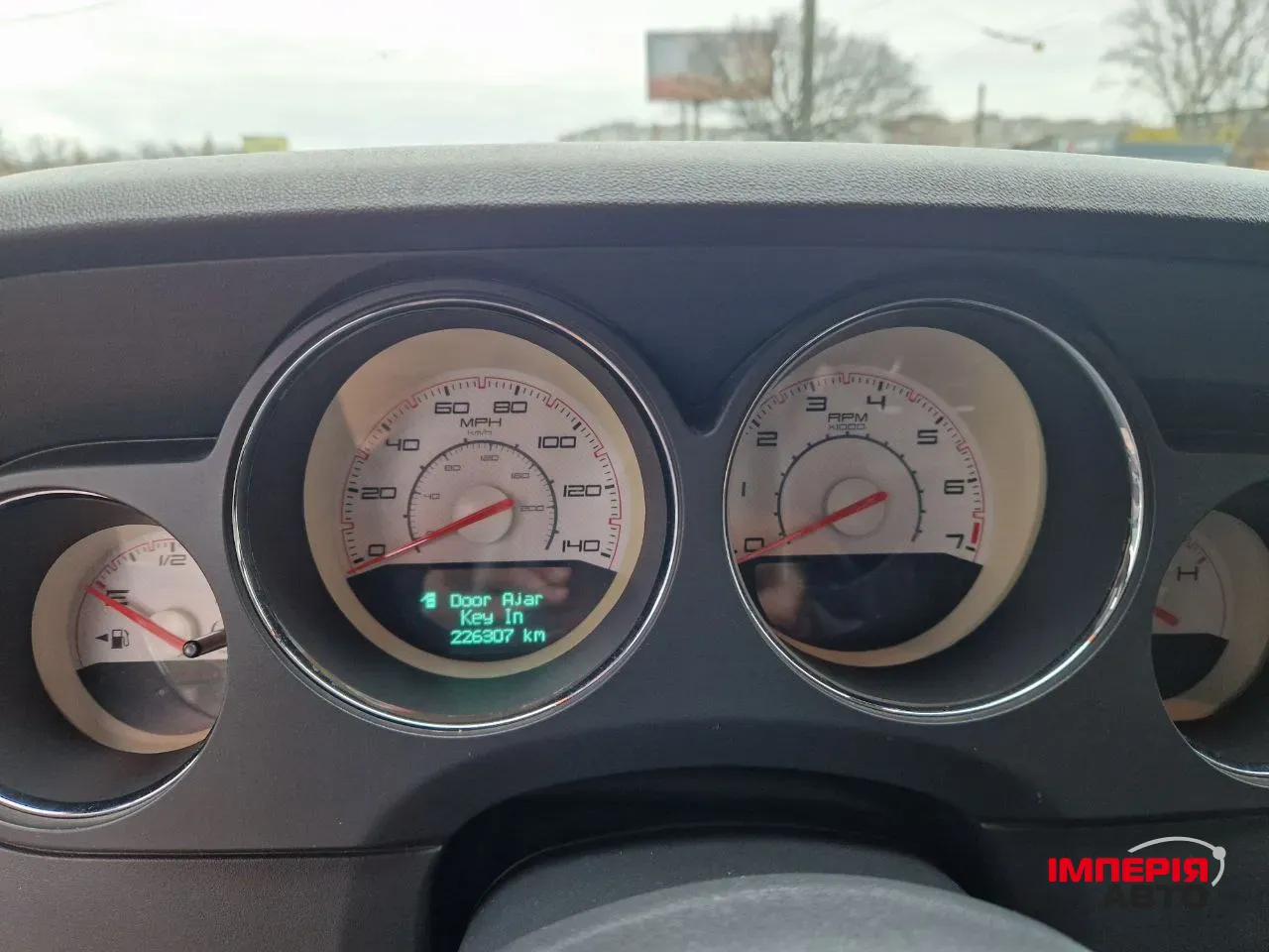 Dodge Challenger - фото 9