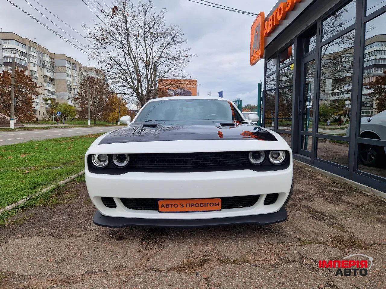 Dodge Challenger - фото 2