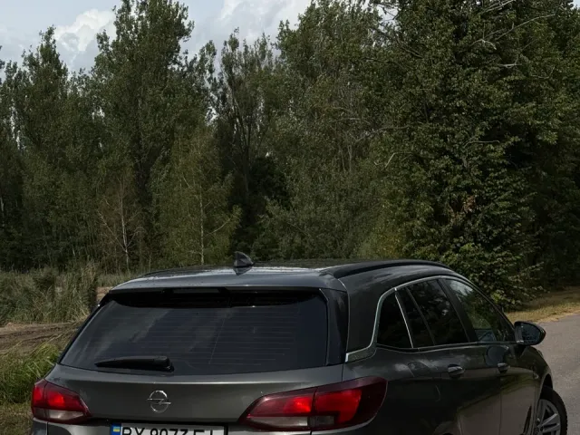 Opel Astra - фото 4