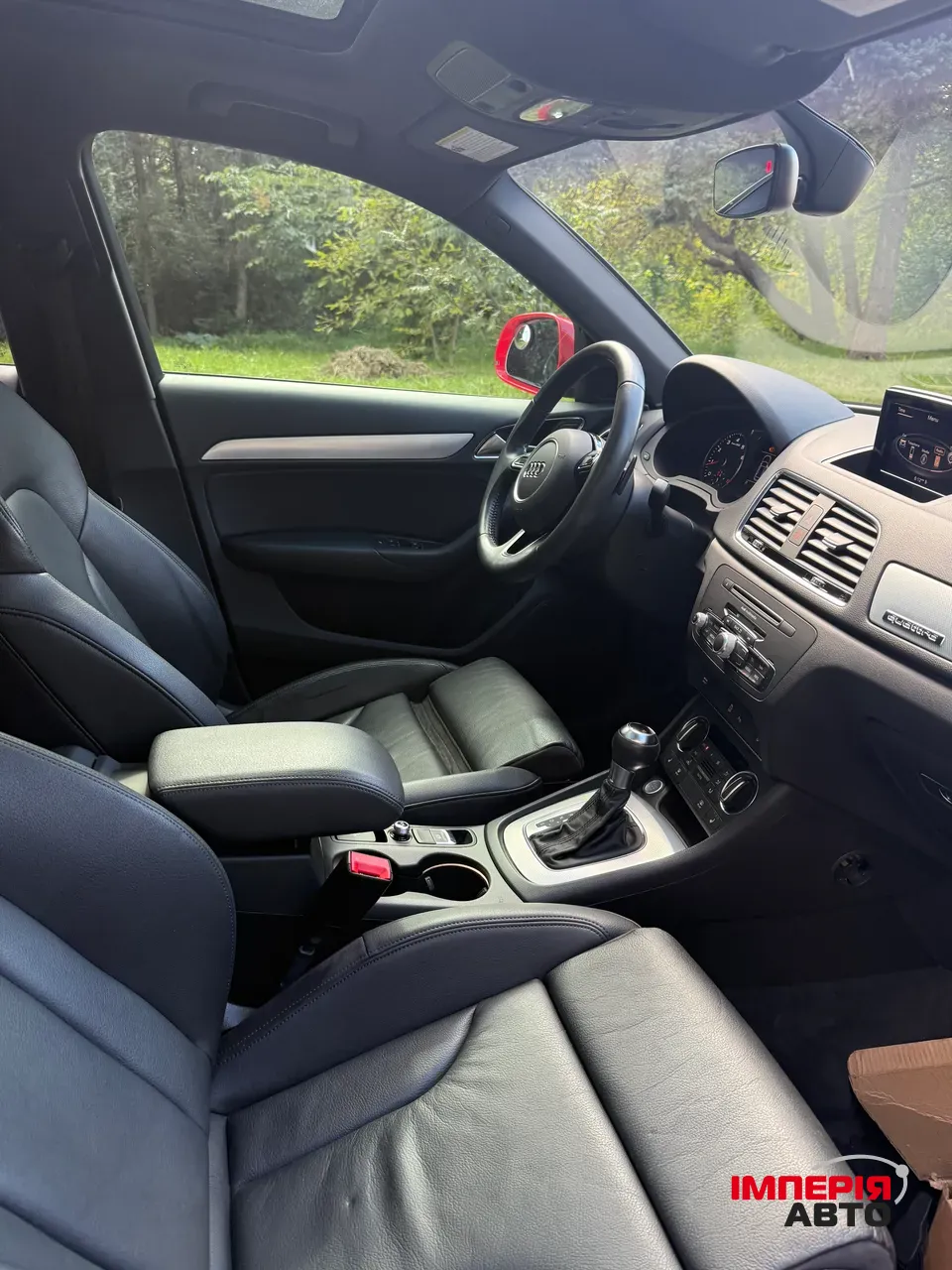 Audi Q3 - фото 14