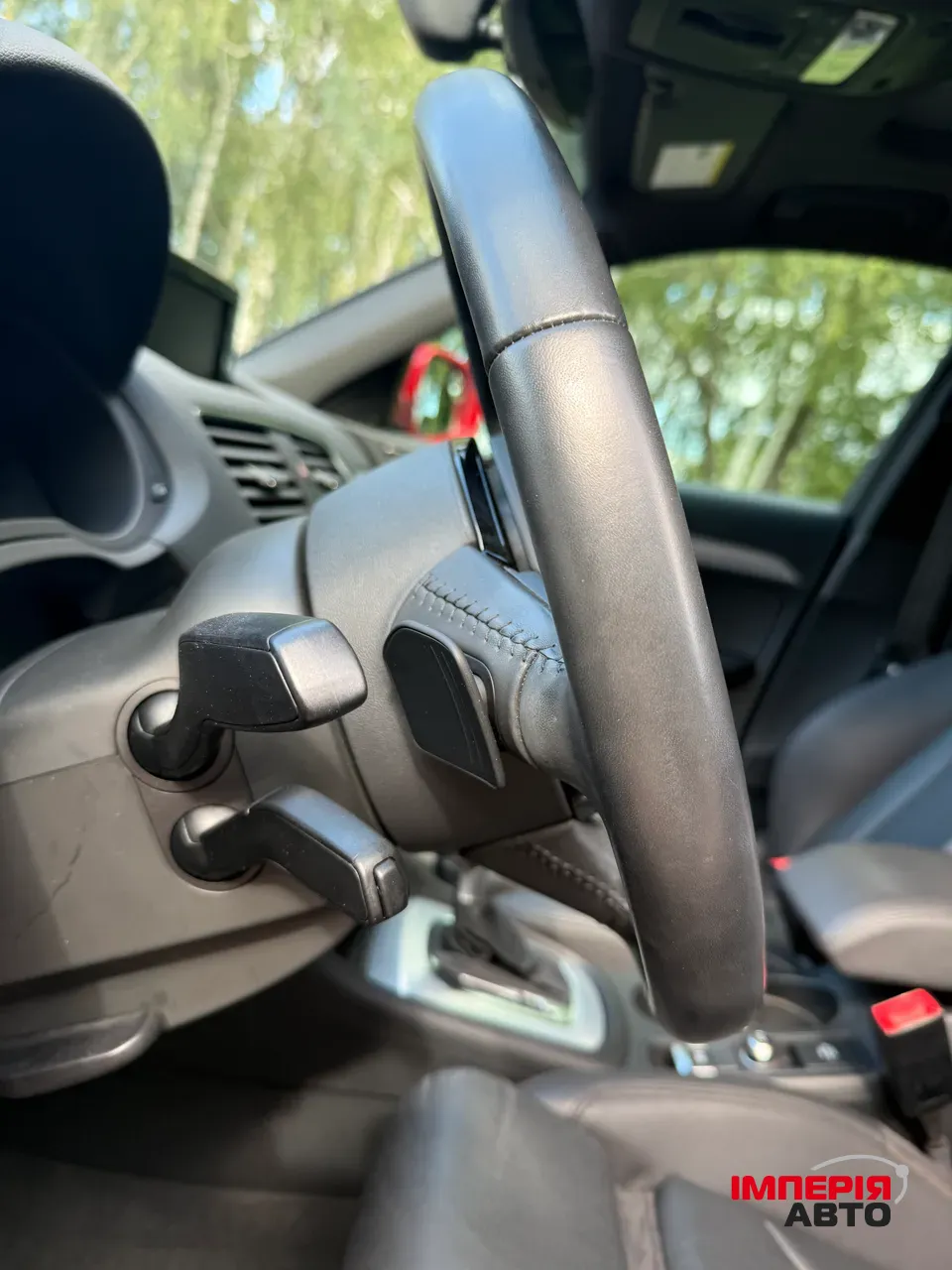 Audi Q3 - фото 9