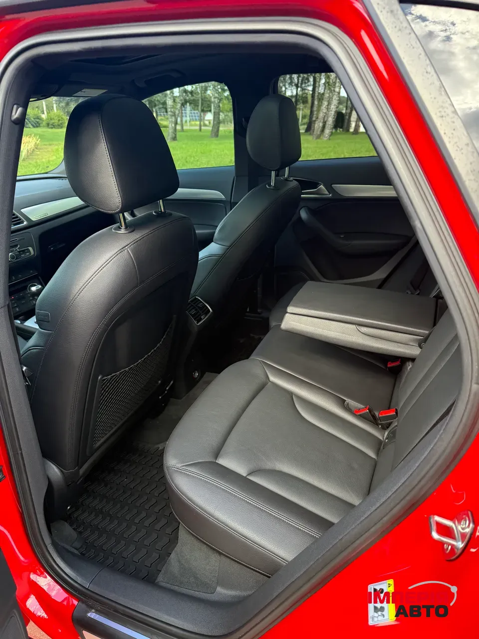 Audi Q3 - фото 13